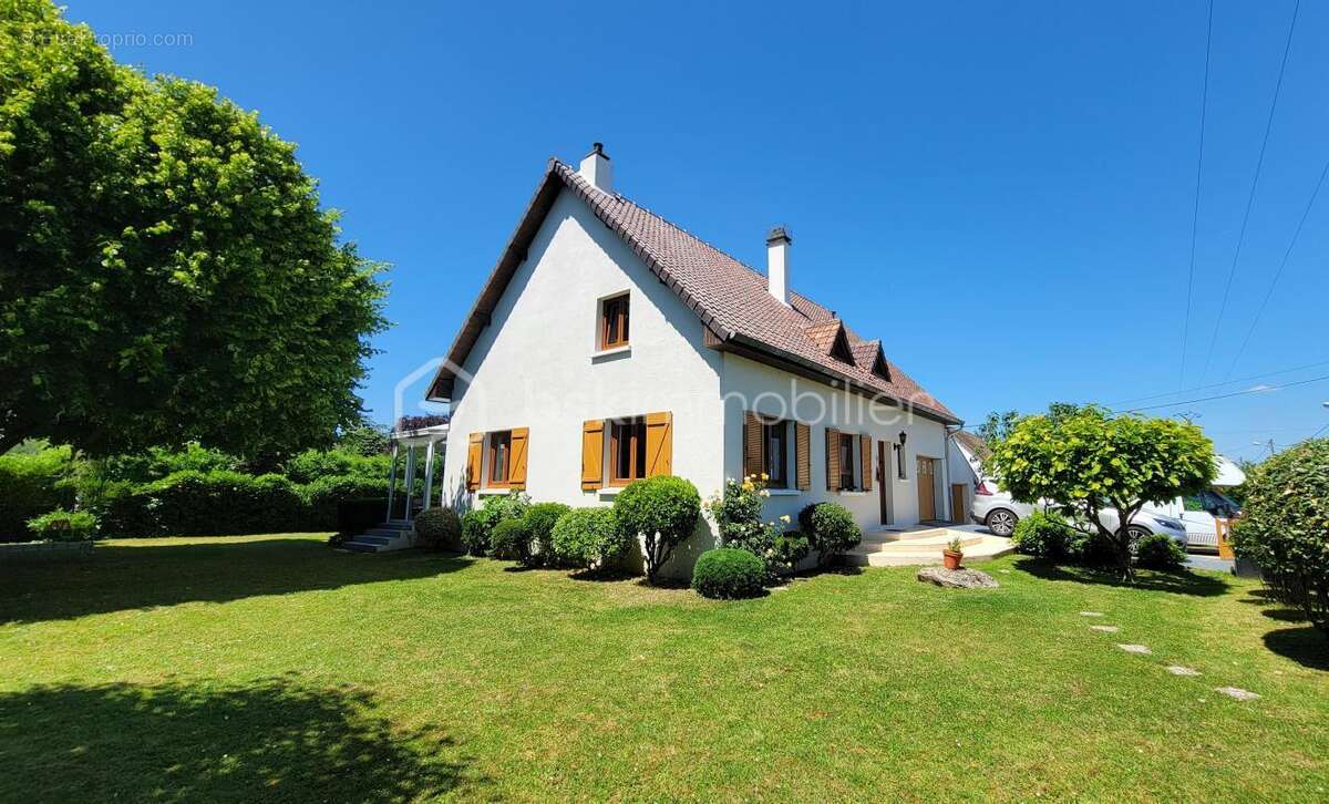 Maison à ARMENTIERES-EN-BRIE