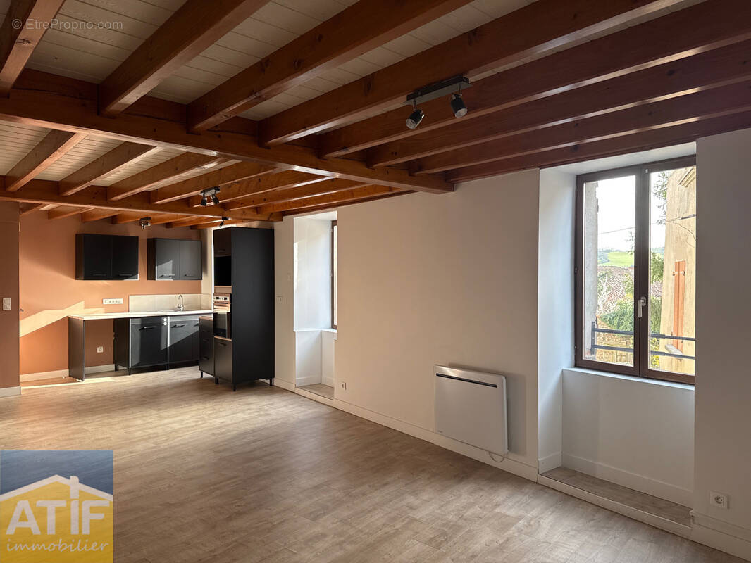 Maison à SAINT-GERMAIN-LAVAL