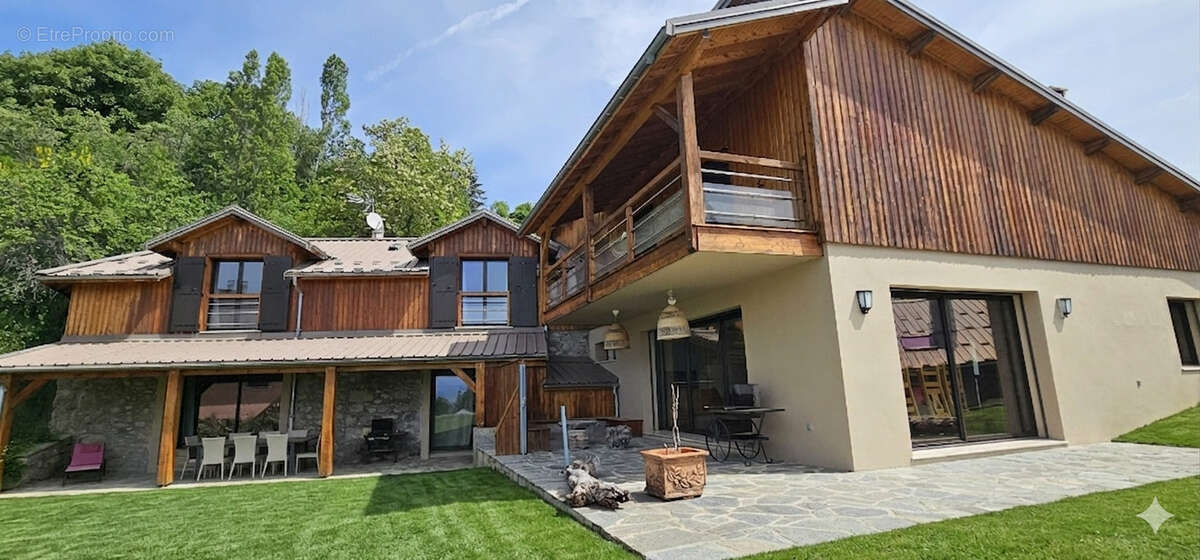 Maison à SAINT-APOLLINAIRE