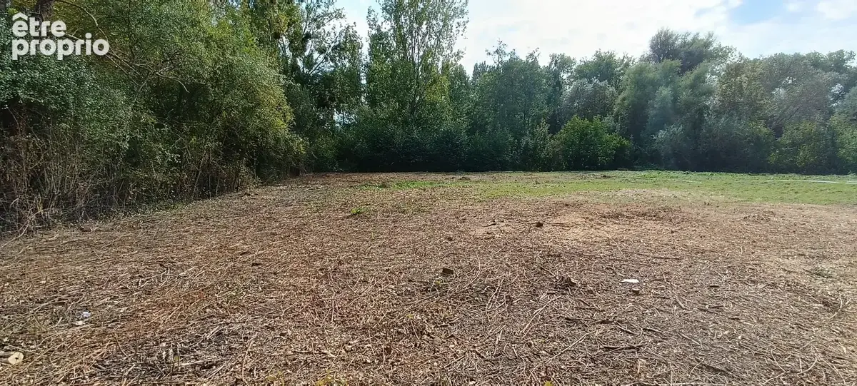 Terrain à HARGICOURT