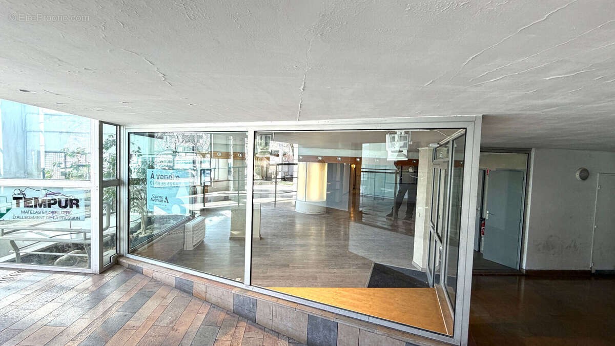 Commerce à MANOSQUE