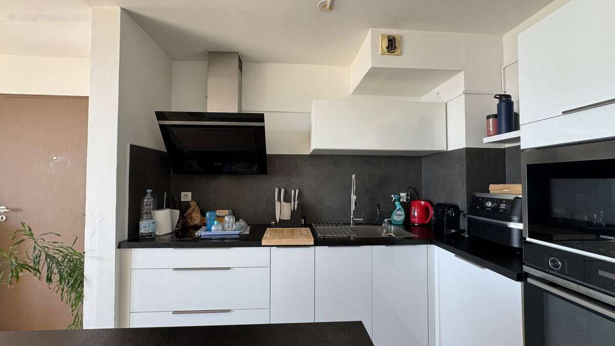 Appartement 87 m² à Saint-Denis  - photo 9
