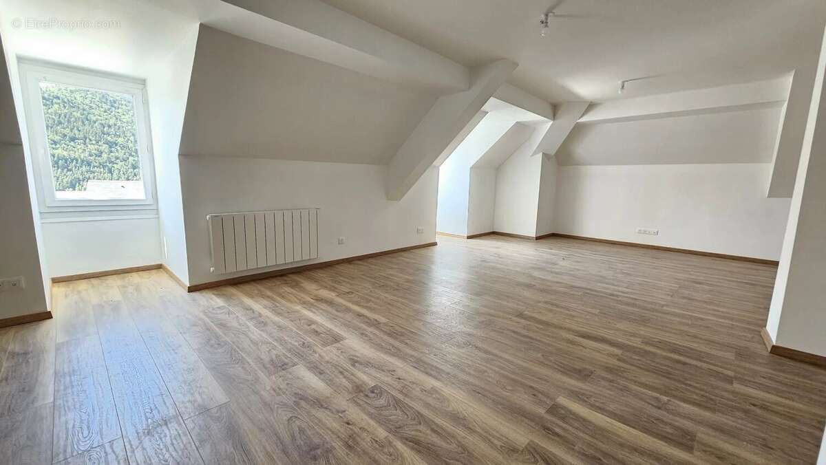 Superbe appartement t2 centre bourg - photo 5