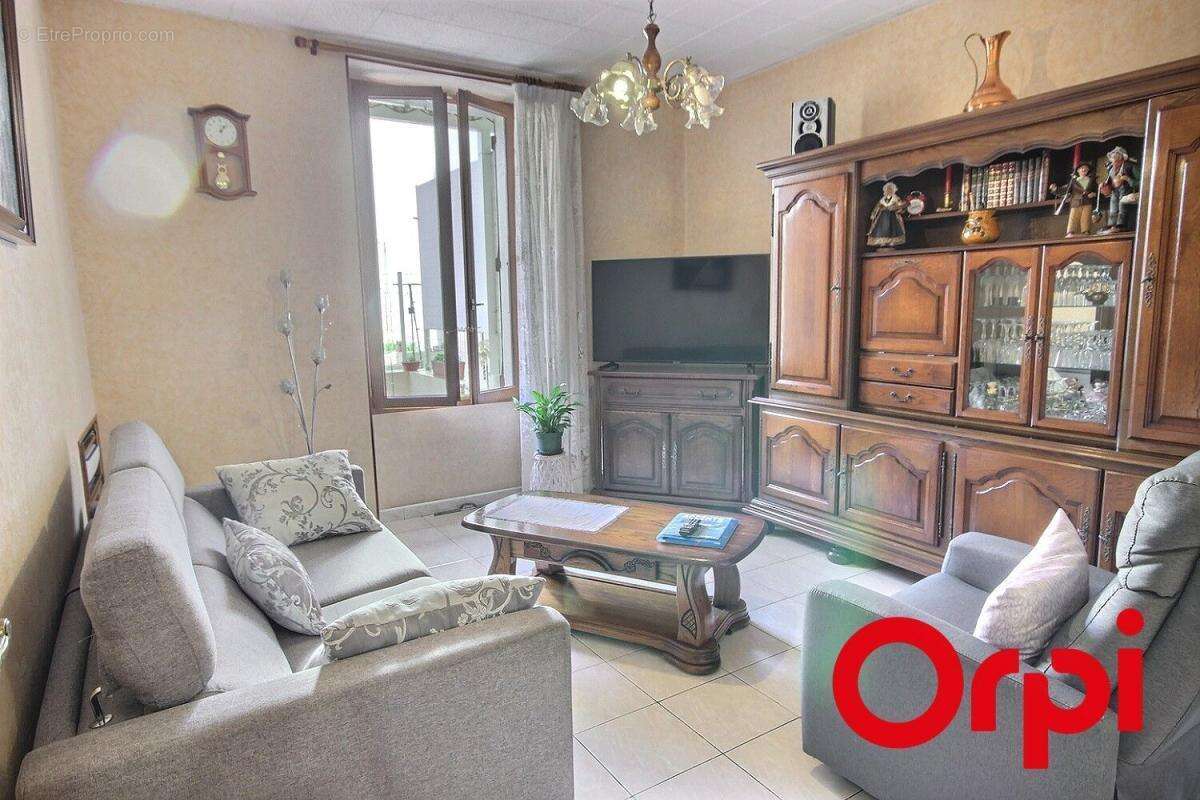 Appartement à MARSEILLE-14E