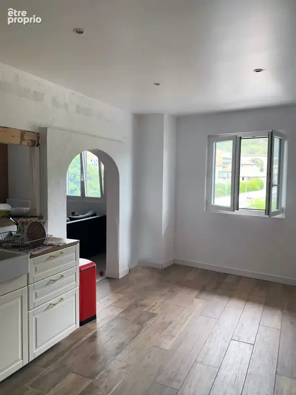 À L'Escarene 22 kilomètres de Nice, Un appartement confortable, authentique et moderne au cœur du village. - photo 10