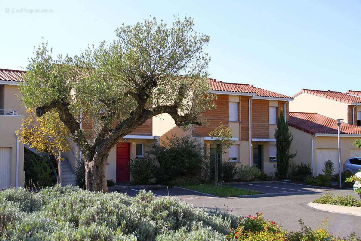 Appartement à LES BILLAUX