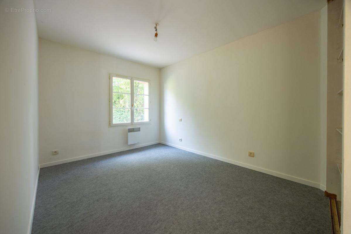 Maison à BOUGUENAIS