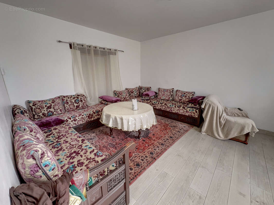 Maison à LA MADELEINE-DE-NONANCOURT