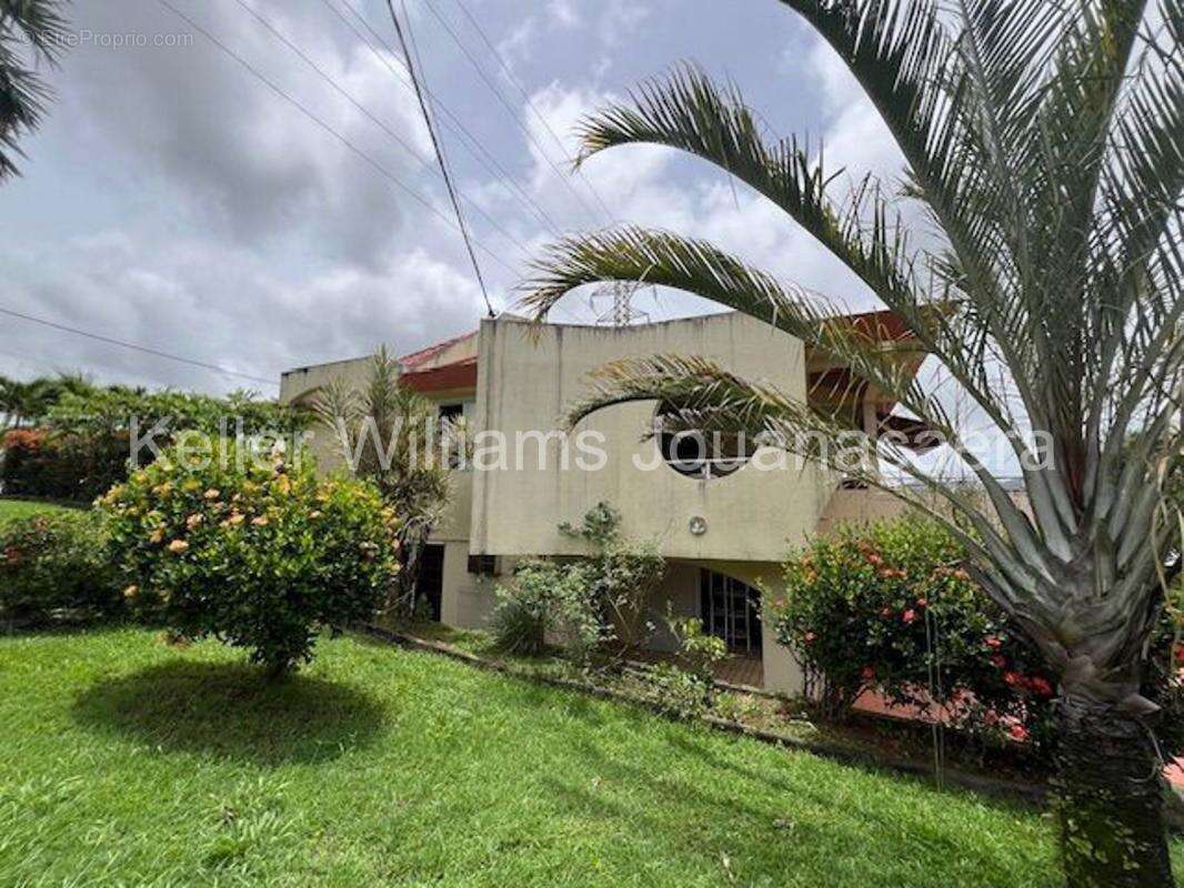 Maison à LE LAMENTIN