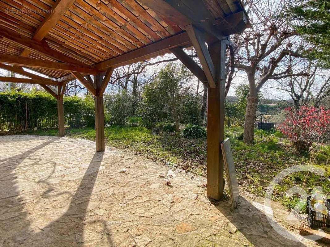 Appartement à VALBONNE