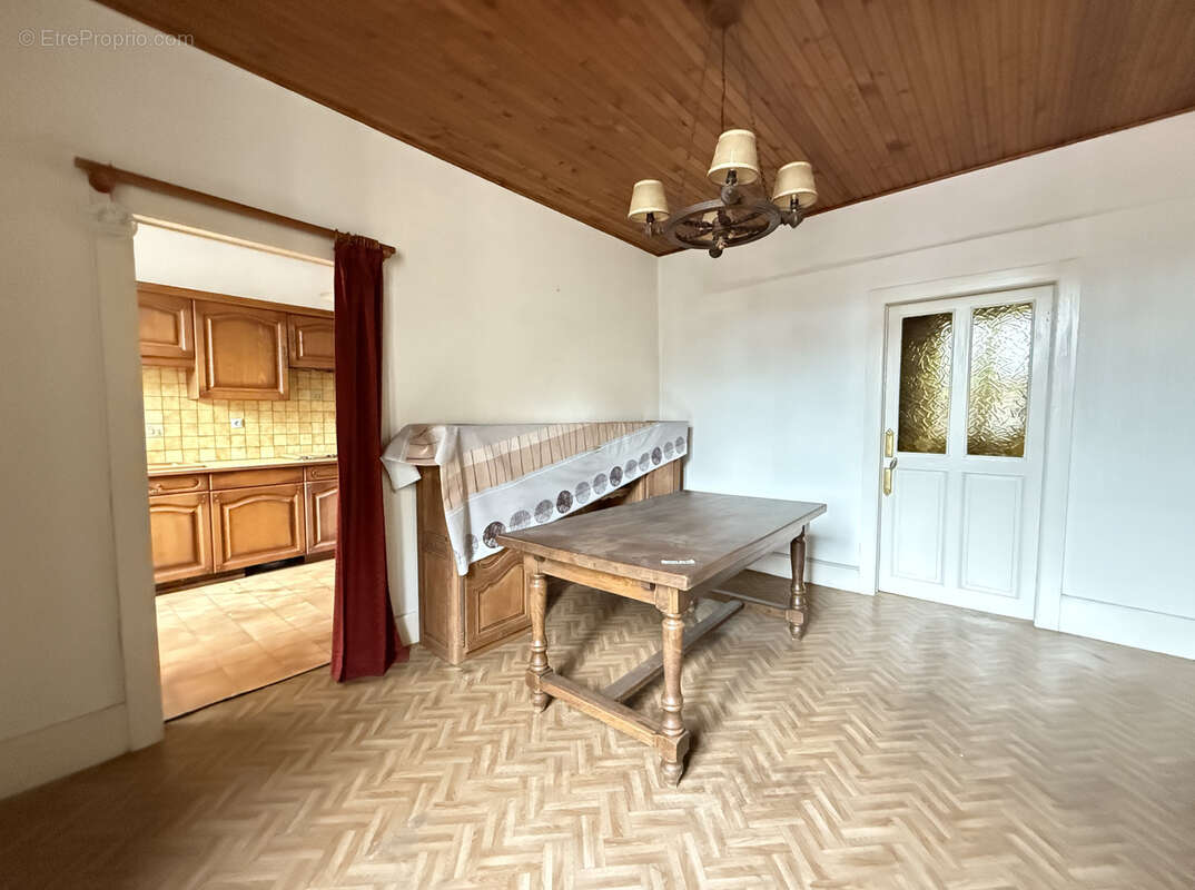 Appartement à DARNEY