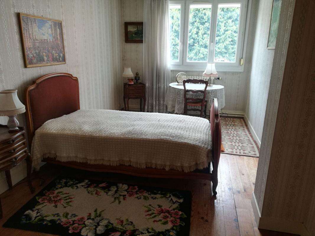 Maison à PIERRES