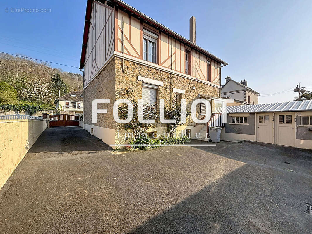 Maison à DIVES-SUR-MER