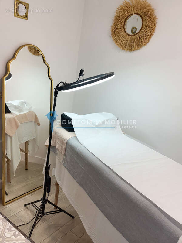 LE ROVE   Fonds de commerce Salon de Coiffure & Bien-Être   Entièrement rénové   Prêt à exploiter - photo 5