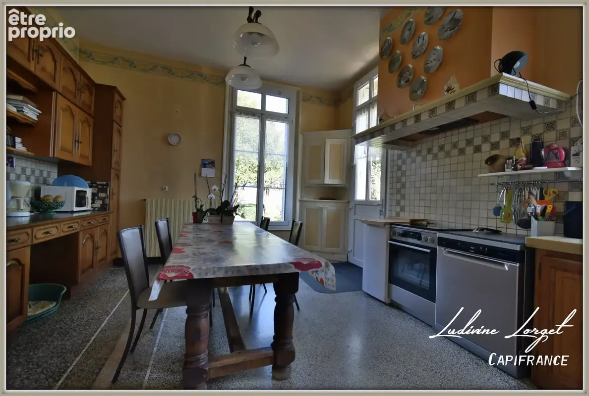 Corps de ferme avec Maison bourgeoise à vendre - Au nord de Soissons (02 Aisne) (14km) – maison de 335 m² -6 chambres - Dépendan - photo 12