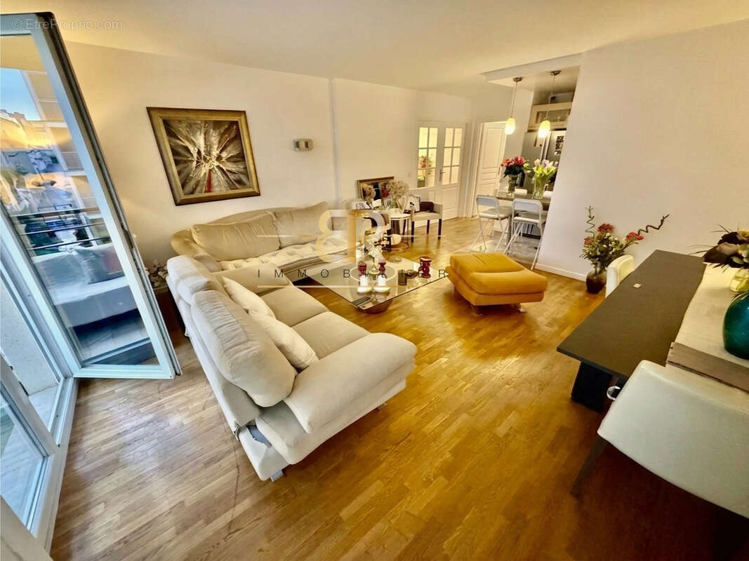 Appartement à SAINT-MANDE