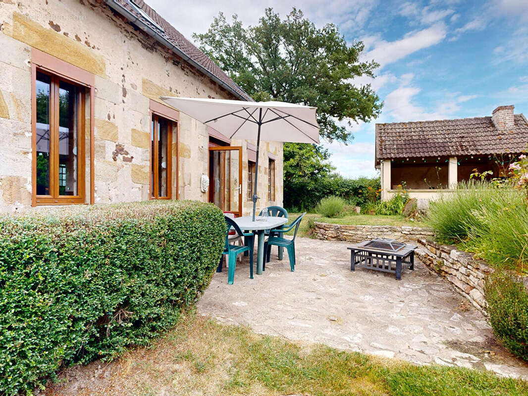 Maison à SAINT-PLAISIR
