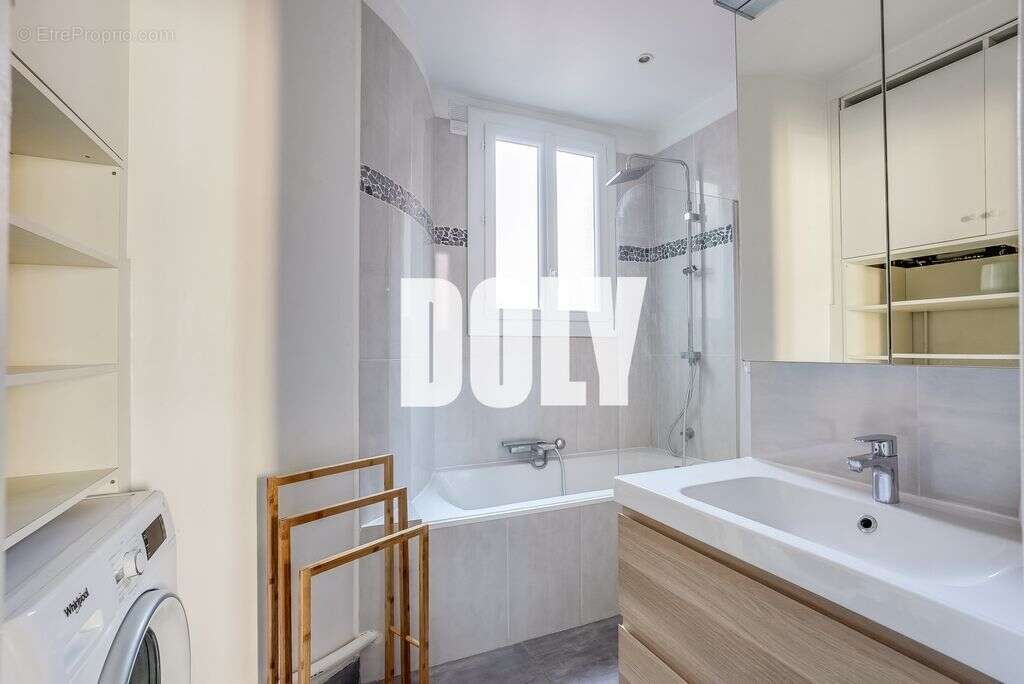 Appartement à CLICHY