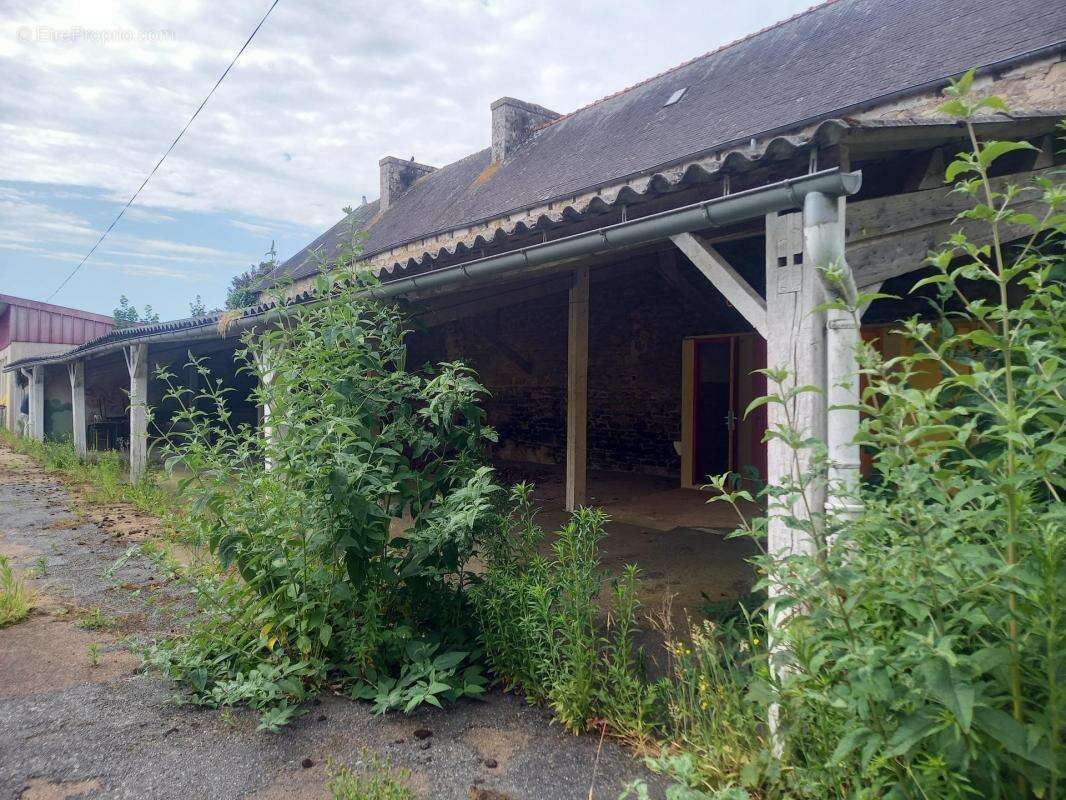 Maison à GUERLESQUIN