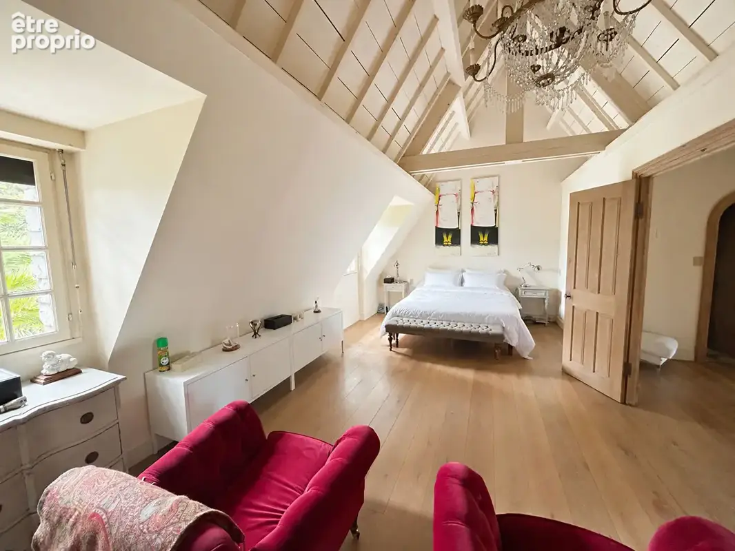 FINISTÈRE: Saint-Pol-de-Léon. Maison de prestige rénovée à 450 m de la plage - photo 11