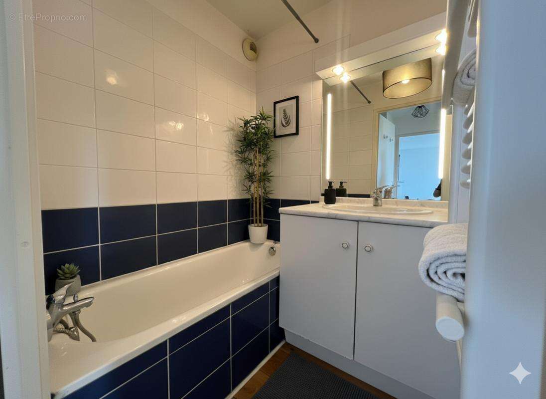 Appartement à CASTELGINEST