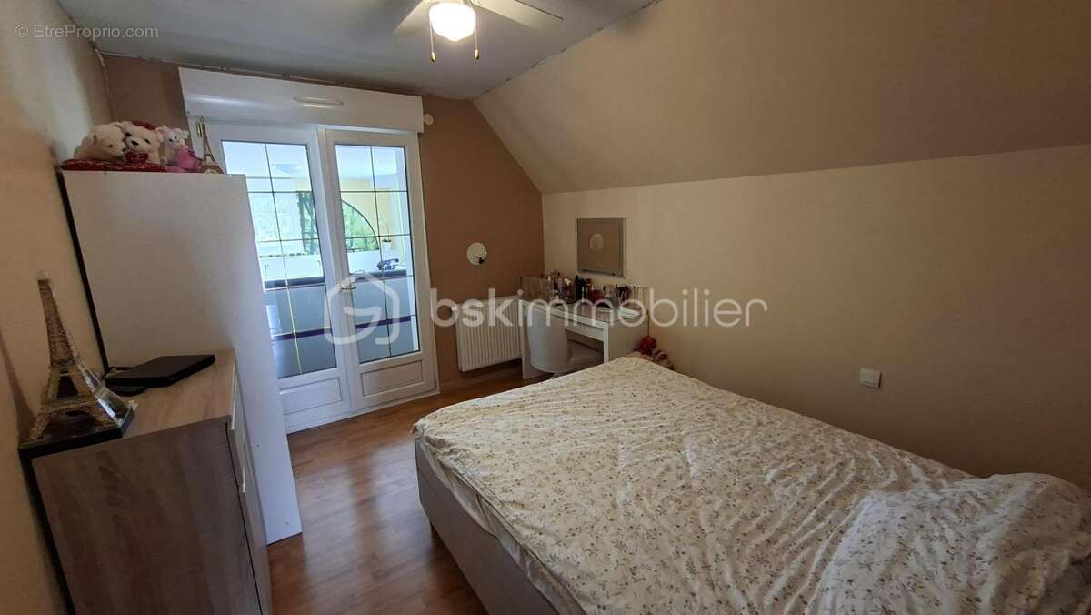 Propriété unique avec habitation de 200 m², vaste dépendance professionnelle - photo 8