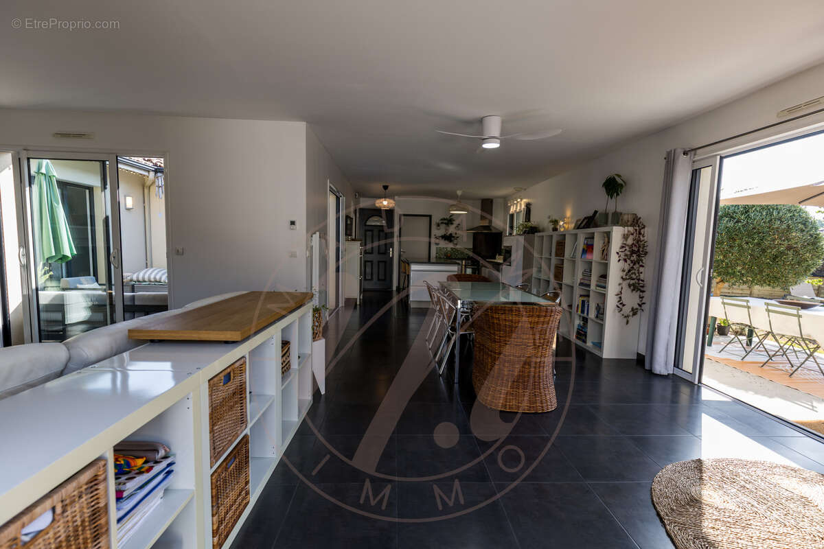 Maison contemporaine avec patio   Un véritable cocon de sérénité à Saint-Pierre-du-Mont - photo 6