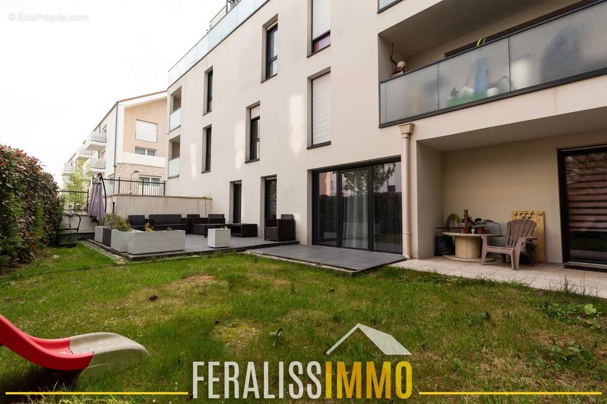 Appartement à JOUY-LE-MOUTIER