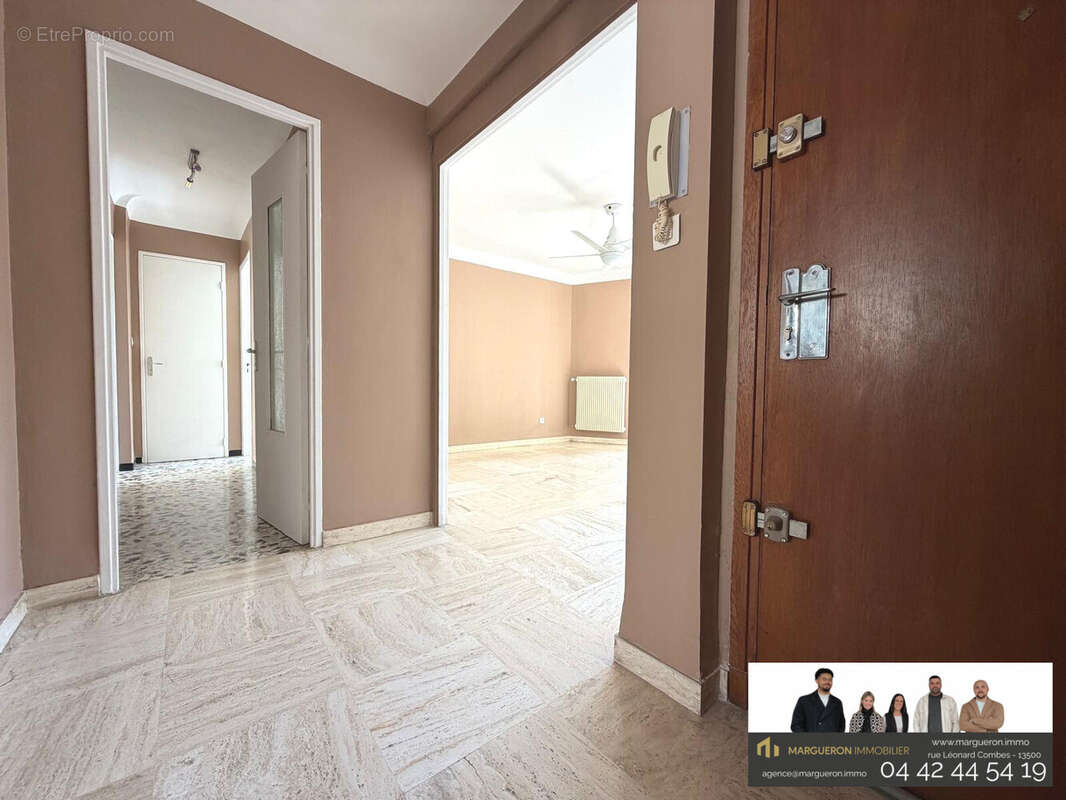 Appartement 59 m² à Martigues  - photo 4