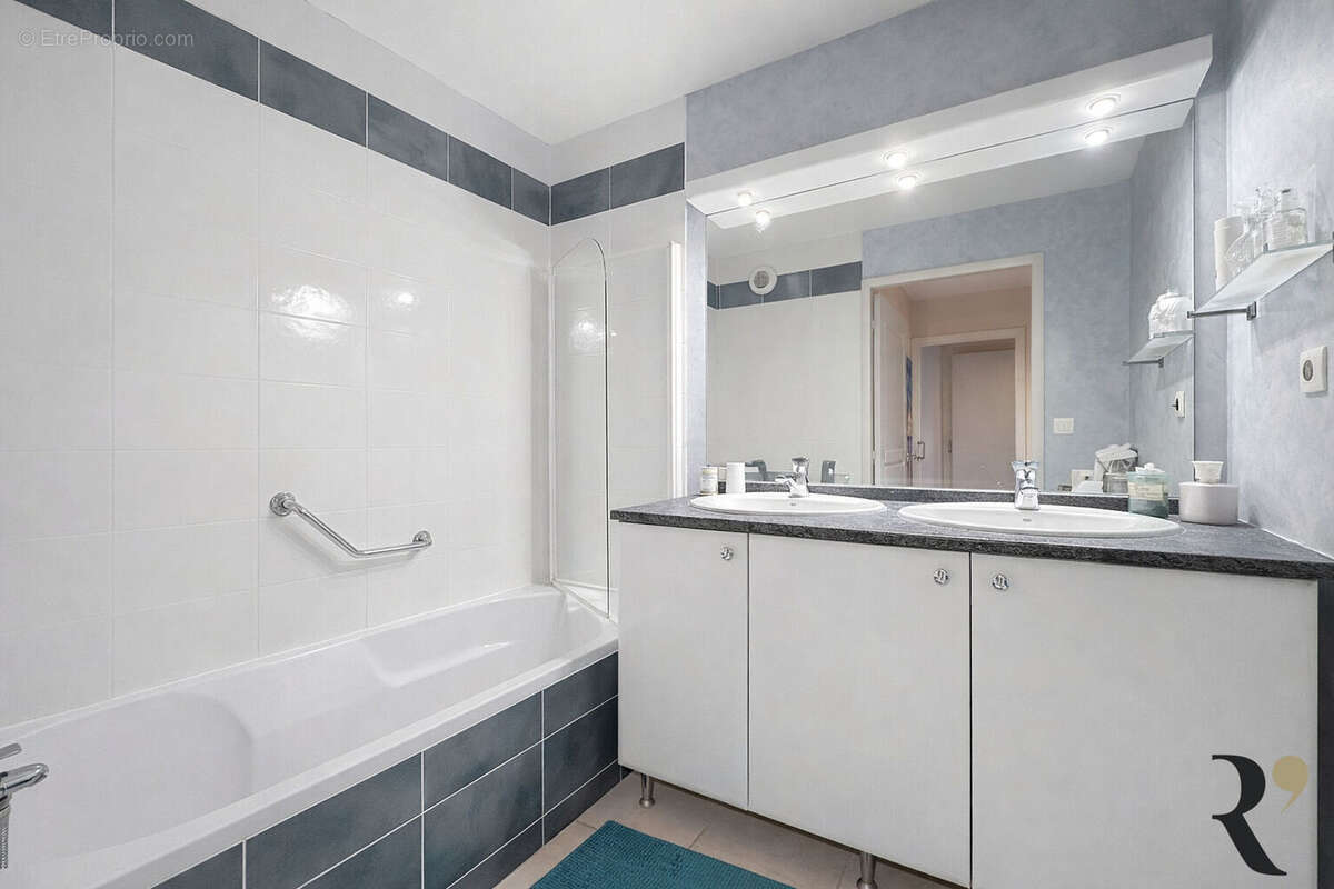 Apt T3 Saint-Orens centre 70.44 m2 avec un garage et une place de parking - photo 7