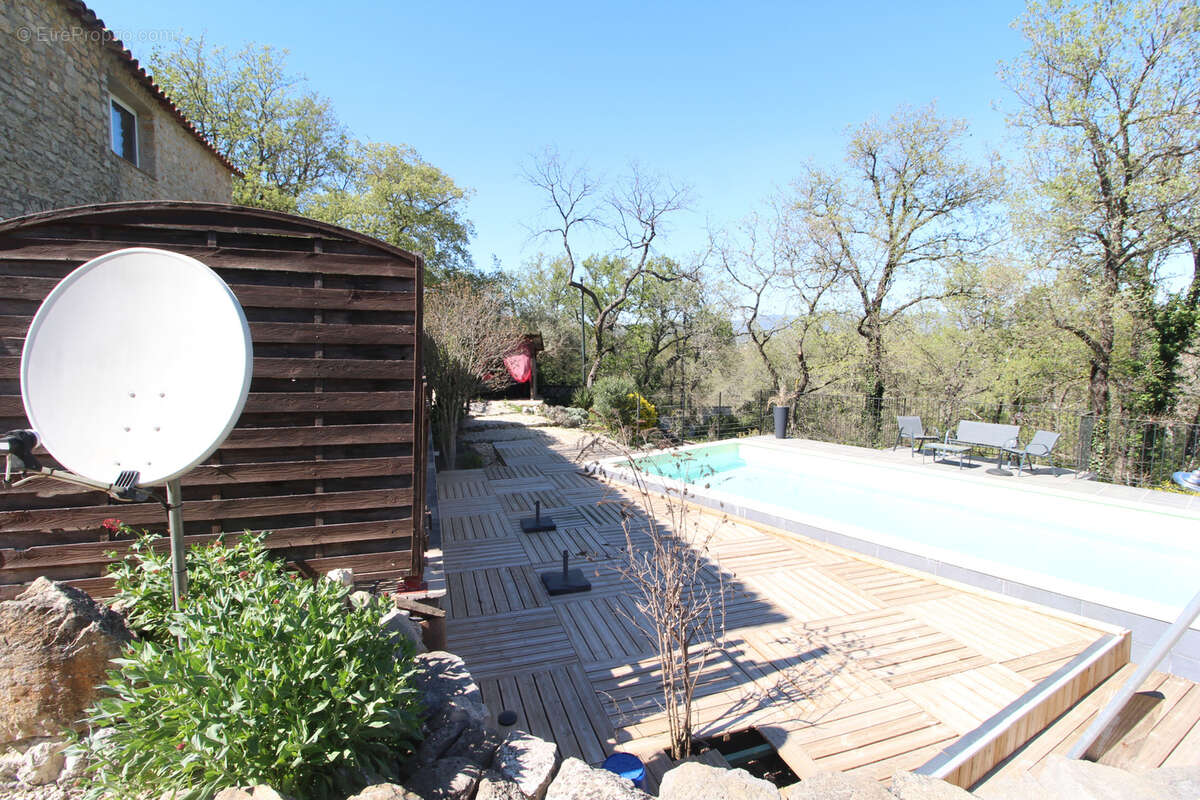 Apt, capitale du Luberon, propriété en pierres avec gites et piscine - photo 5