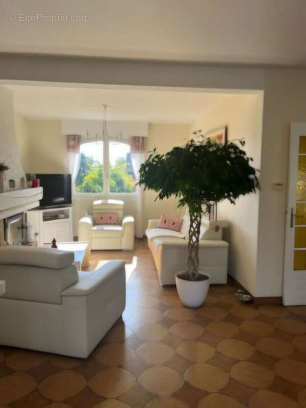 Maison Individuelle en semi plain-pied Divion 8 pièce(s) 145 m2 - photo 2
