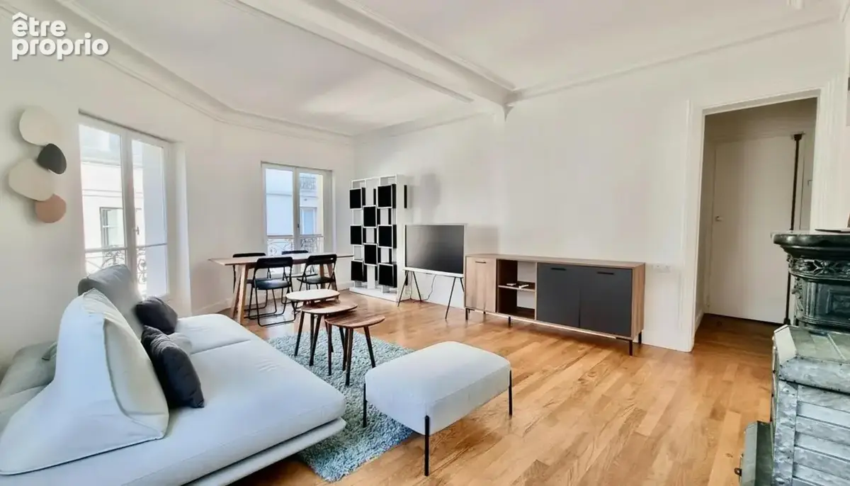 Appartement à PARIS-17E