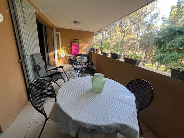 SAUMANE DE VAUCLUSE dans résidence sécurisée, au calme joli appartement T2 avec terrasse. - photo 8