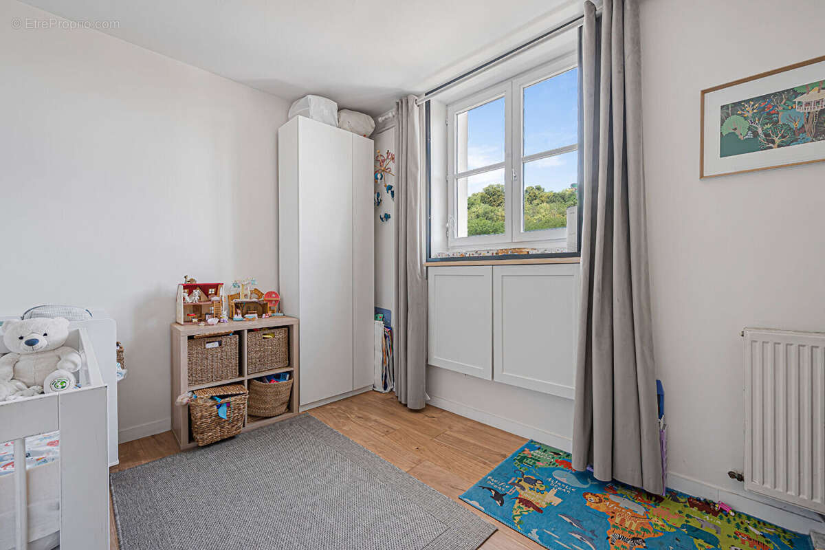 Appartement Sevres 4 pièce(s) 73 m2 - photo 11