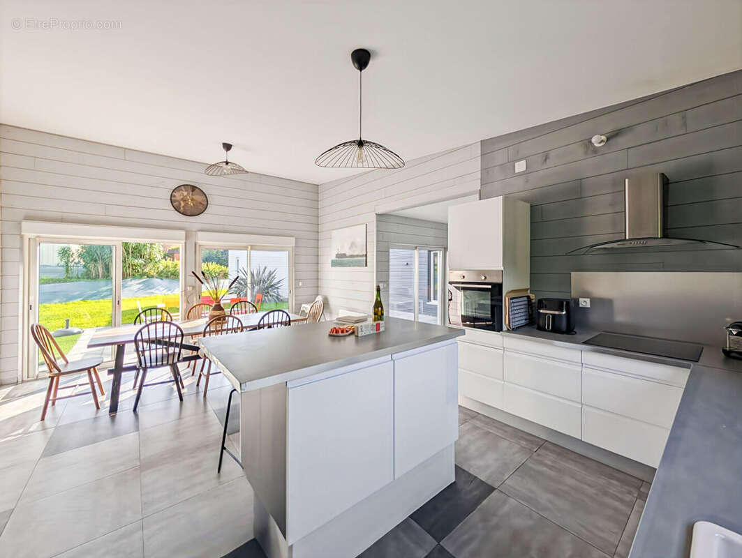 Maison à ROZ-SUR-COUESNON