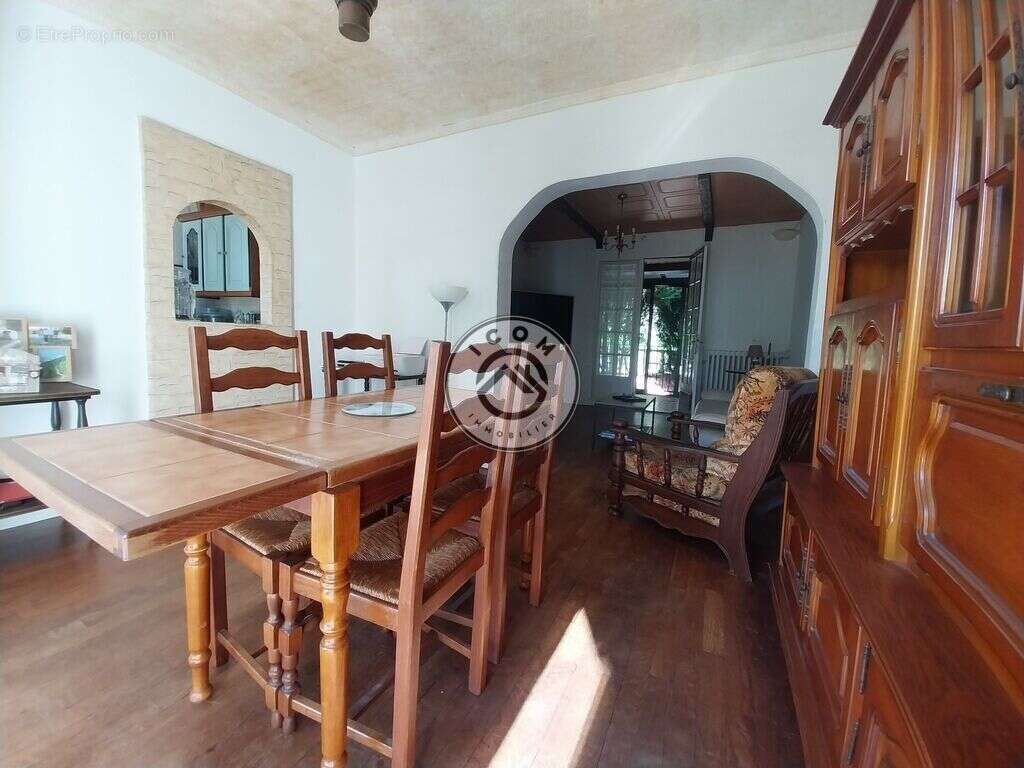 Maison à COULOUNIEIX-CHAMIERS