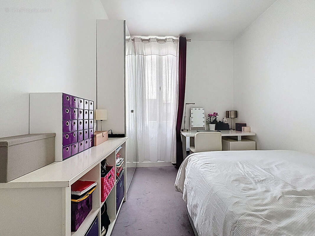 Appartement à SURESNES