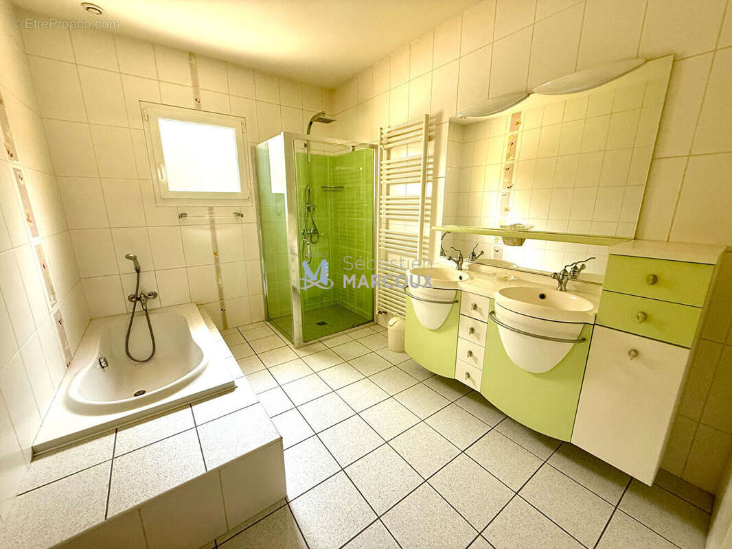 Maison à SAINT-MARCELLIN-EN-FOREZ