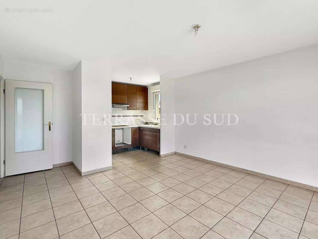 Appartement à MARSEILLE-13E