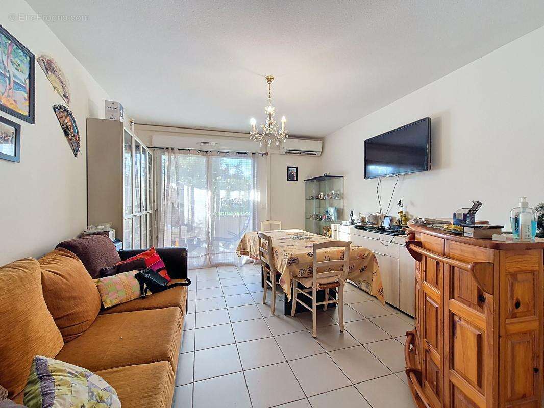 Appartement à LE CANNET