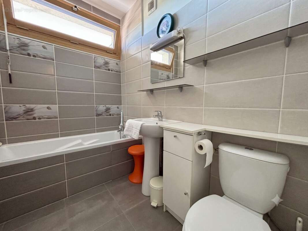 Appartement 65 m² à Romans-Sur-Isere  - photo 9