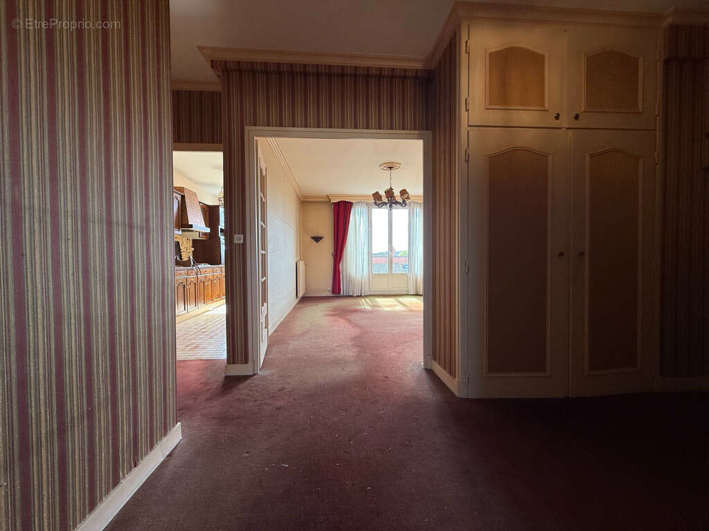 Appartement T3 Résidence Racine avec garage et ascenseur - photo 9