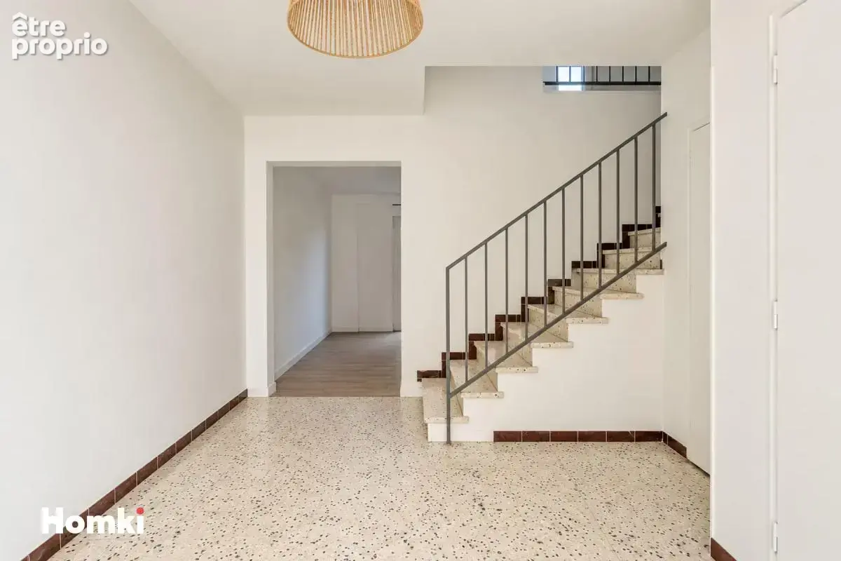 Maison/Villa T5 de 144 m² à Le Crès 34920 - photo 5