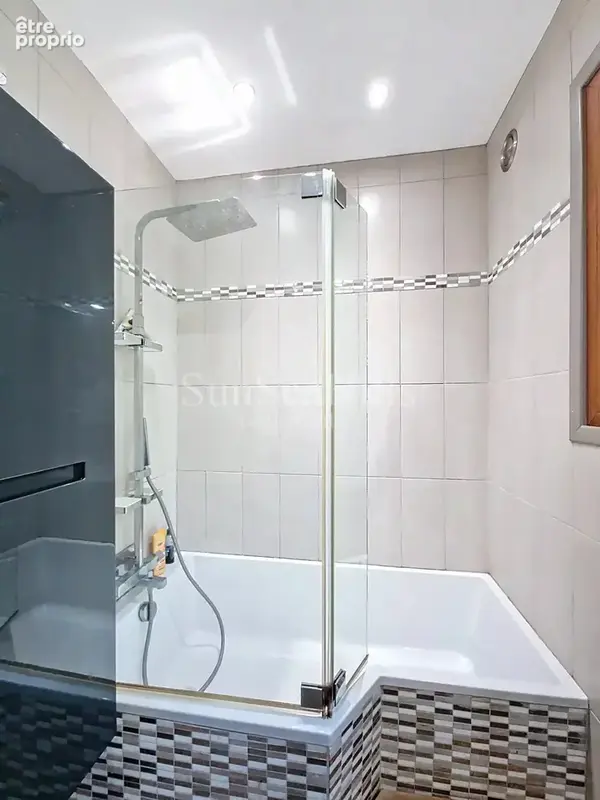 Appartement 4 pièces avec terrasses, sous-sol et parking couvert – Nice Bas Cyrnos - photo 22