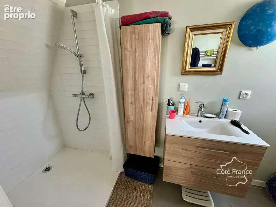 Très charmante maison d'habitation authentique avec dépendan - photo 15