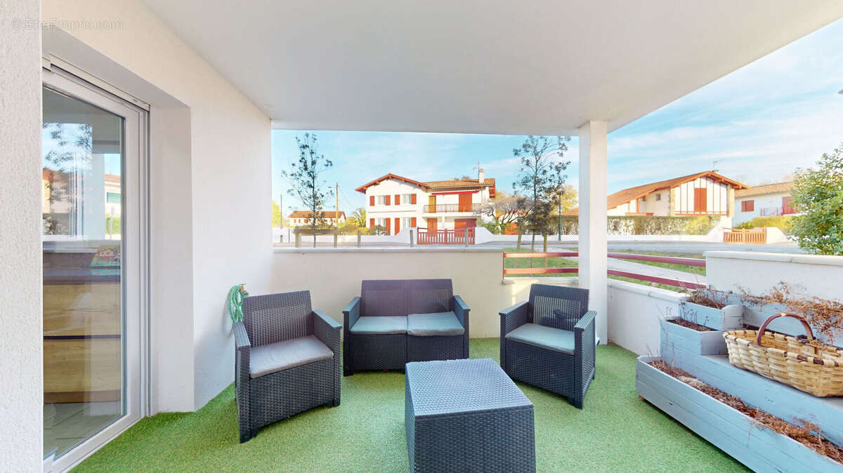 Appartement à JATXOU