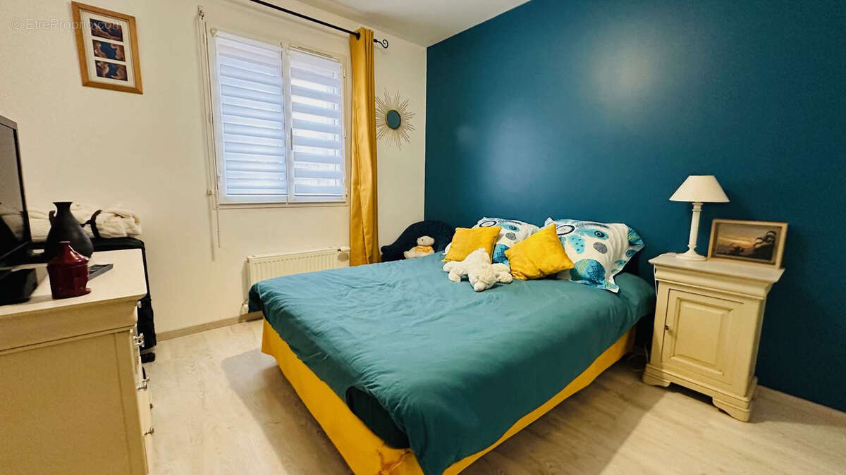 Maison à ENTRECHAUX