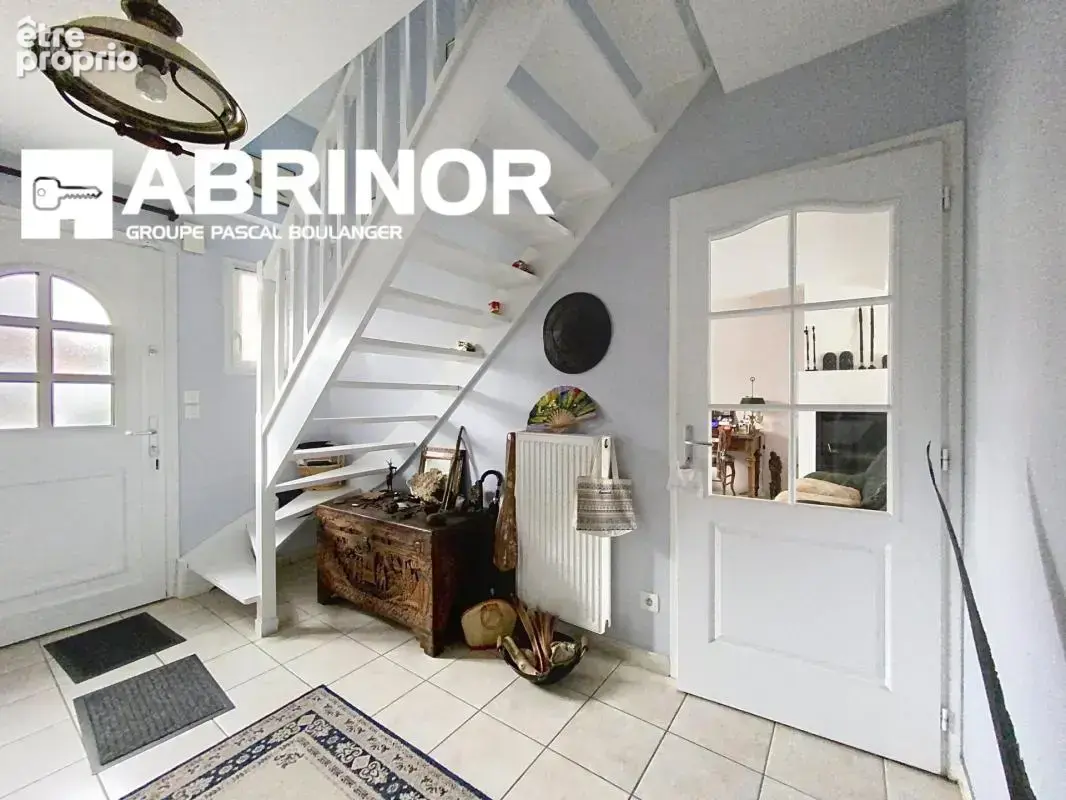 Maison individuelle - 4 chambres-jardin-garage - photo 3