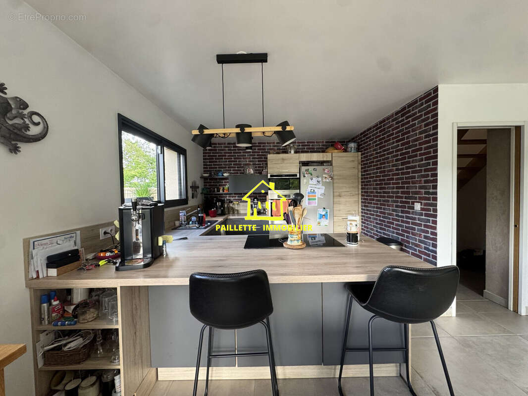 Maison 153 m² à Saint-Romain-De-Colbosc  - photo 4